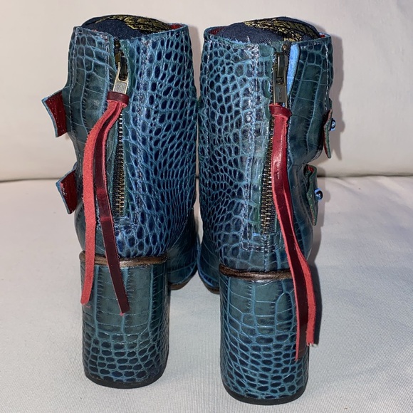 Freebird by Steven Joey Turquoise Croco Boots Size 6 LIKE NEW - Picture 6 of 12